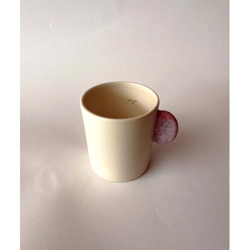 Lou mug –pinky handle mug / bardak